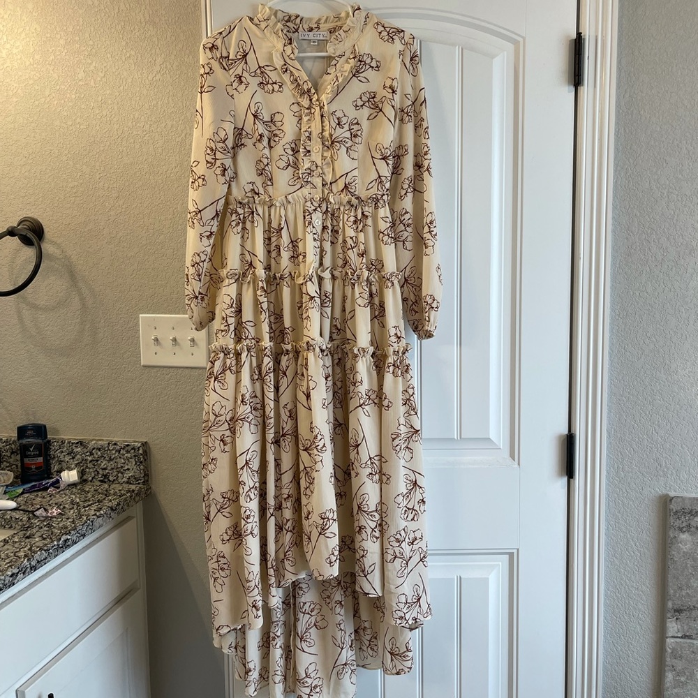 NWT cream Ivy City “Autumn” dress